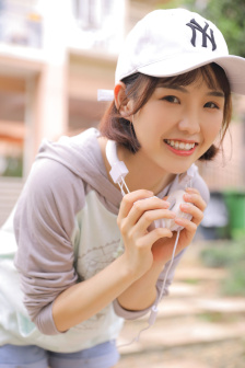 我们的爱情不正常